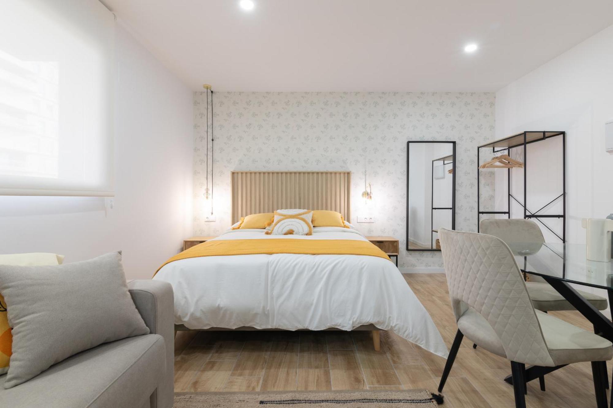 Dormforyou Arena Standard Valencia Buitenkant foto